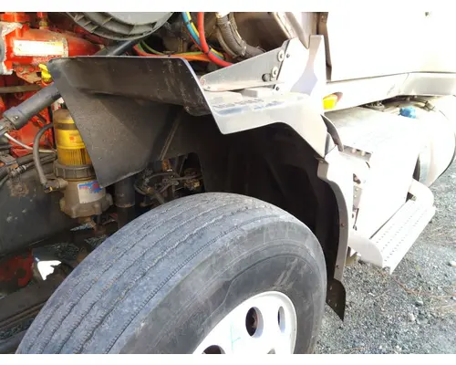 INTERNATIONAL PROSTAR 122 FENDER EXTENSION