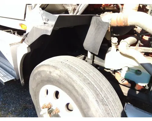 INTERNATIONAL PROSTAR 122 FENDER EXTENSION