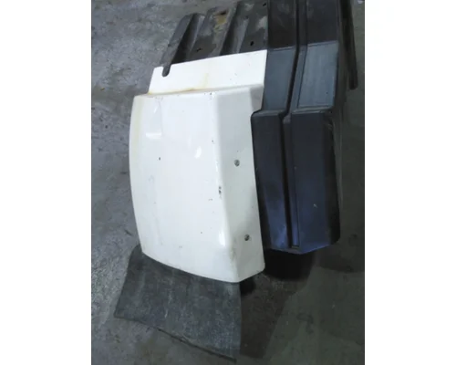 INTERNATIONAL PROSTAR 122 FENDER EXTENSION