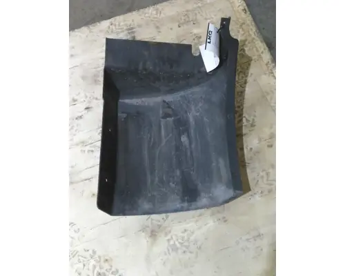 INTERNATIONAL PROSTAR 122 FENDER EXTENSION