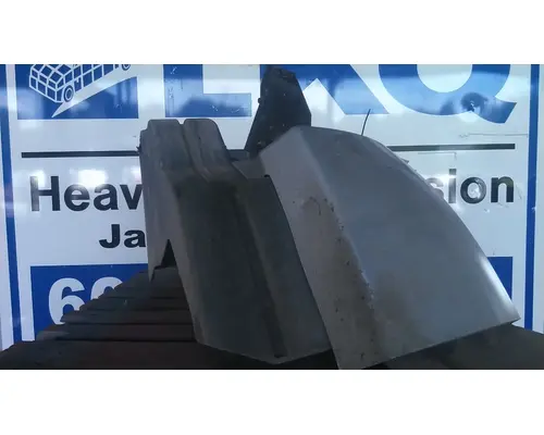 INTERNATIONAL PROSTAR 122 FENDER EXTENSION