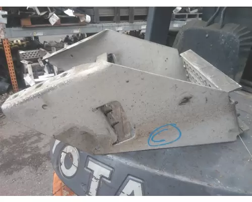INTERNATIONAL PROSTAR 122 FRAME STEP