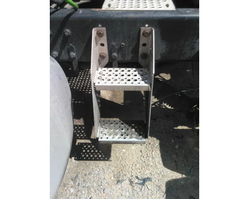 INTERNATIONAL PROSTAR 122 FRAME STEP