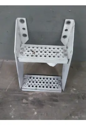 INTERNATIONAL PROSTAR 122 FRAME STEP