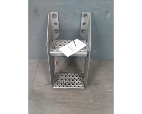 INTERNATIONAL PROSTAR 122 FRAME STEP