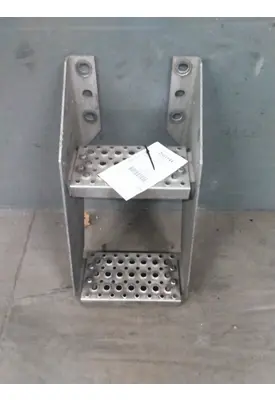 INTERNATIONAL PROSTAR 122 FRAME STEP