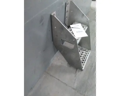 INTERNATIONAL PROSTAR 122 FRAME STEP