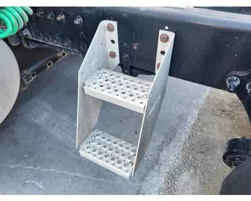 INTERNATIONAL PROSTAR 122 FRAME STEP