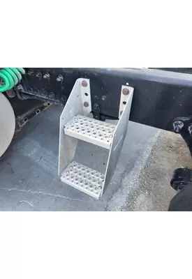 INTERNATIONAL PROSTAR 122 FRAME STEP