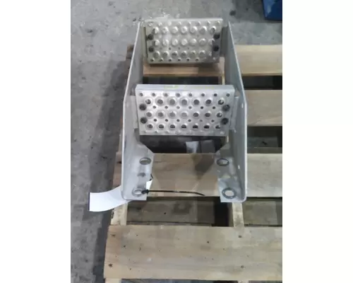 INTERNATIONAL PROSTAR 122 FRAME STEP