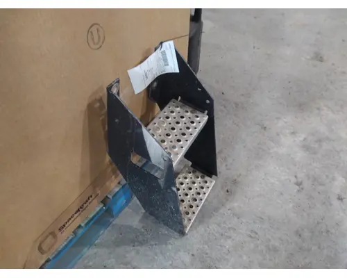 INTERNATIONAL PROSTAR 122 FRAME STEP