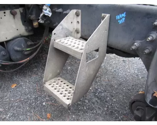 INTERNATIONAL PROSTAR 122 FRAME STEP