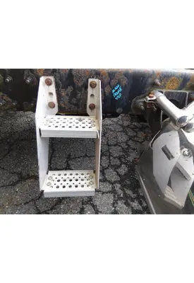 INTERNATIONAL PROSTAR 122 FRAME STEP