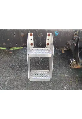 INTERNATIONAL PROSTAR 122 FRAME STEP