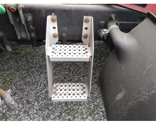 INTERNATIONAL PROSTAR 122 FRAME STEP