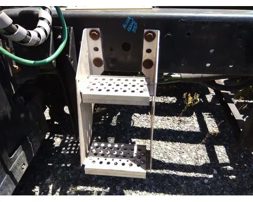 INTERNATIONAL PROSTAR 122 FRAME STEP