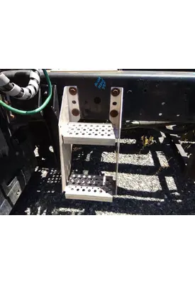 INTERNATIONAL PROSTAR 122 FRAME STEP