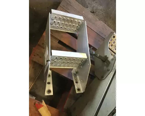 INTERNATIONAL PROSTAR 122 FRAME STEP