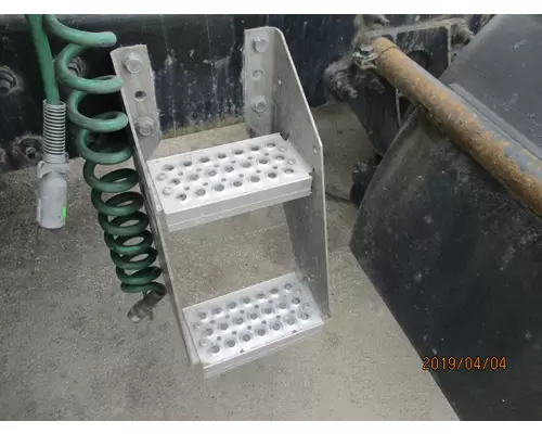 INTERNATIONAL PROSTAR 122 FRAME STEP