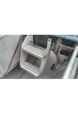 INTERNATIONAL PROSTAR 122 FRAME STEP