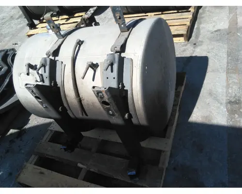 INTERNATIONAL PROSTAR 122 FUEL TANK