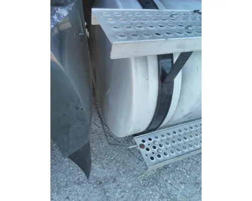 INTERNATIONAL PROSTAR 122 FUEL TANK