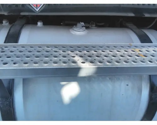 INTERNATIONAL PROSTAR 122 FUEL TANK