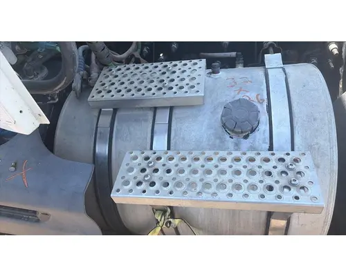 INTERNATIONAL PROSTAR 122 FUEL TANK