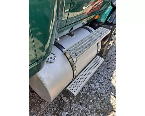 INTERNATIONAL PROSTAR 122 FUEL TANK