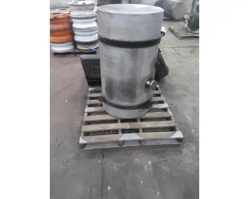 INTERNATIONAL PROSTAR 122 FUEL TANK