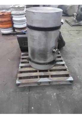 INTERNATIONAL PROSTAR 122 FUEL TANK