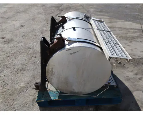 INTERNATIONAL PROSTAR 122 FUEL TANK