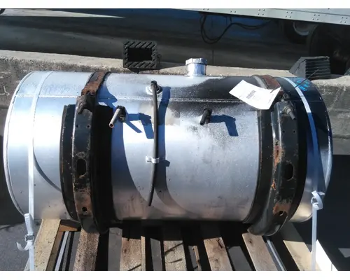 INTERNATIONAL PROSTAR 122 FUEL TANK