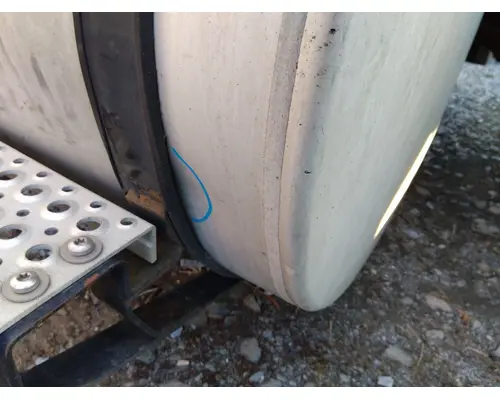 INTERNATIONAL PROSTAR 122 FUEL TANK