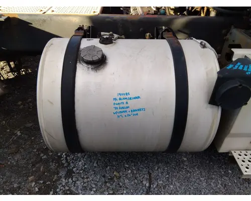 INTERNATIONAL PROSTAR 122 FUEL TANK