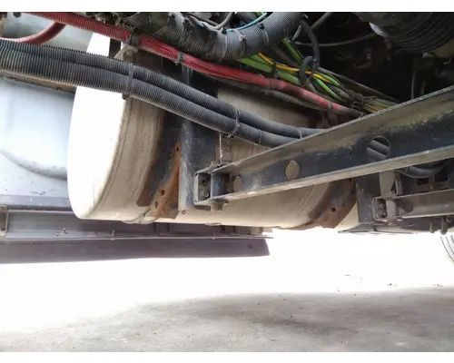 INTERNATIONAL PROSTAR 122 FUEL TANK