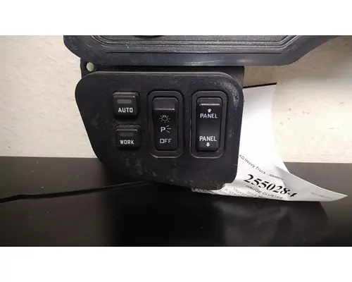 INTERNATIONAL PROSTAR 122 GAUGE CLUSTER