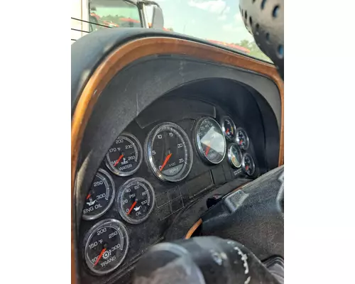 INTERNATIONAL PROSTAR 122 GAUGE CLUSTER