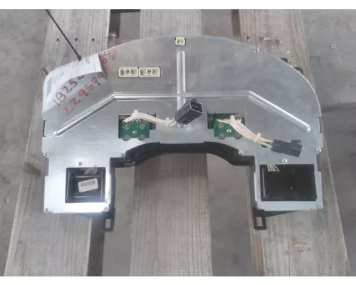 INTERNATIONAL PROSTAR 122 GAUGE CLUSTER