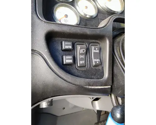 INTERNATIONAL PROSTAR 122 GAUGE CLUSTER