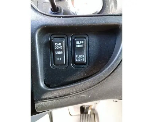 INTERNATIONAL PROSTAR 122 GAUGE CLUSTER