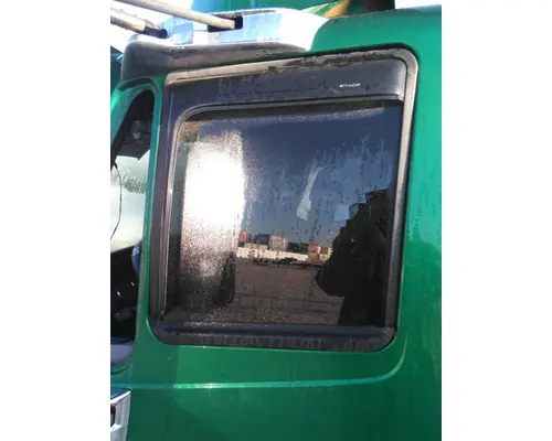 INTERNATIONAL PROSTAR 122 GLASS, DOOR, FRONT