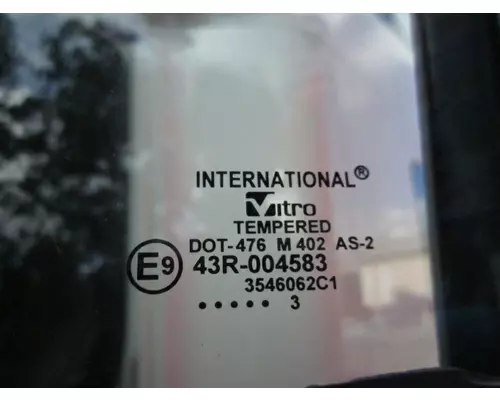 INTERNATIONAL PROSTAR 122 GLASS, DOOR, FRONT