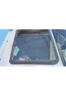 INTERNATIONAL PROSTAR 122 GLASS, DOOR, FRONT