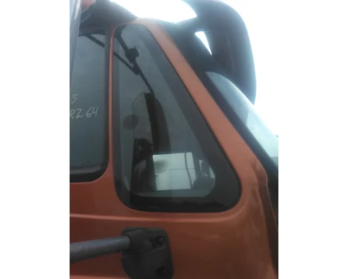 INTERNATIONAL PROSTAR 122 GLASS, DOOR VENT, FRONT
