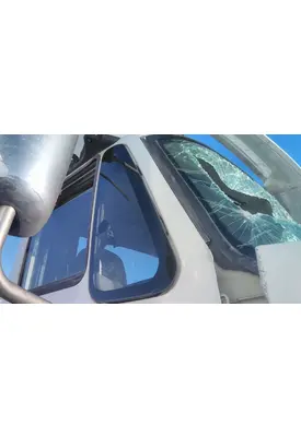 INTERNATIONAL PROSTAR 122 GLASS, DOOR VENT, FRONT