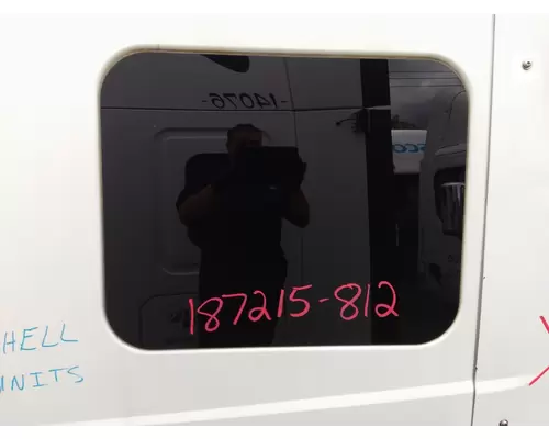 INTERNATIONAL PROSTAR 122 GLASS, SLEEPER