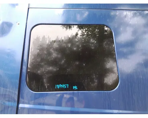 INTERNATIONAL PROSTAR 122 GLASS, SLEEPER