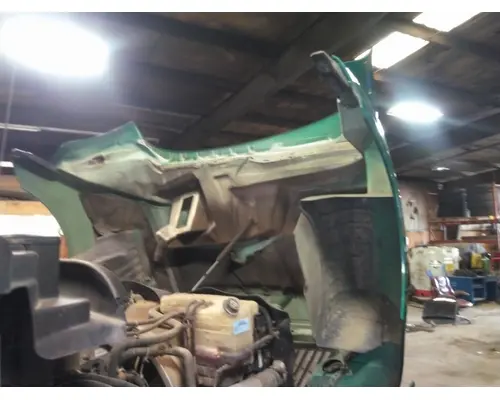INTERNATIONAL PROSTAR 122 HOOD