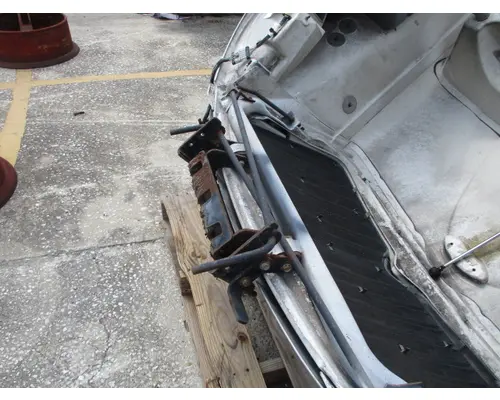 INTERNATIONAL PROSTAR 122 HOOD